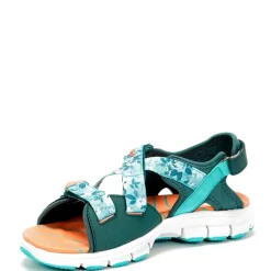 Hot Chiruca Zahara 01